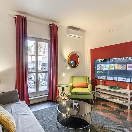Aweshomeitaly - Spagna Glamour Life Penthouse Apartment *