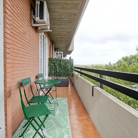 Apartamento Eur Torrino Apartment, Vicino La Stazione Metro Tor Di Valle *