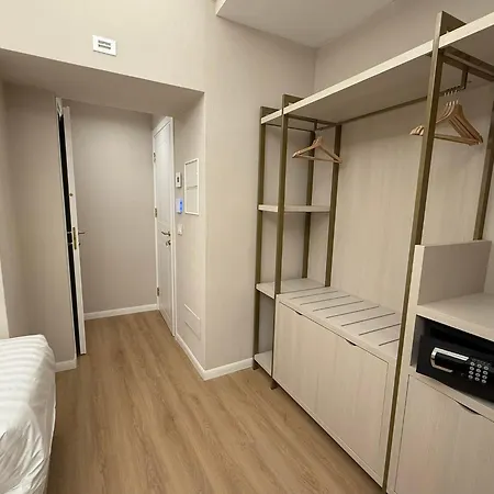 Otel Lumi Roma