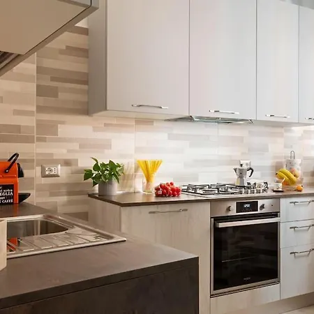 Piramide Apartment Rome