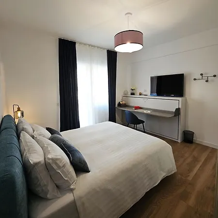 Bed & Breakfast Domus Teano Luxury