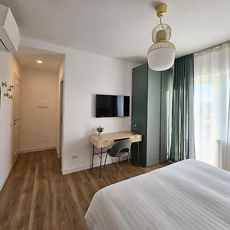 Bed & Breakfast Domus Teano Luxury