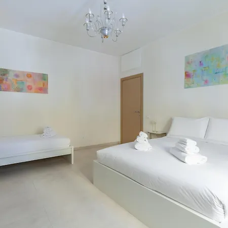 Hostly-the Happya Charme Apartment *