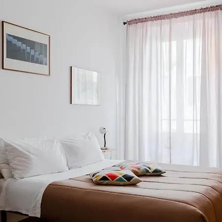 Apartment Casa Buonarroti, Rome, Center, Elegant And Quiet Rome