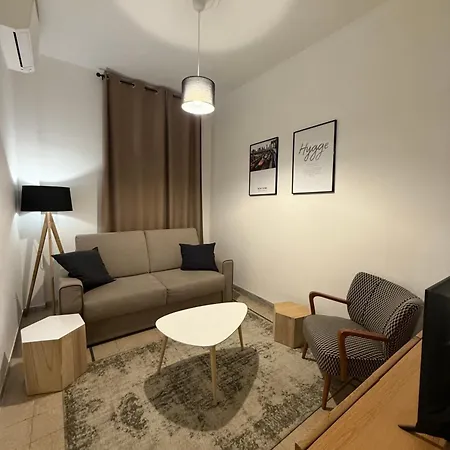 Pietra Apartment,colosseo * Rome