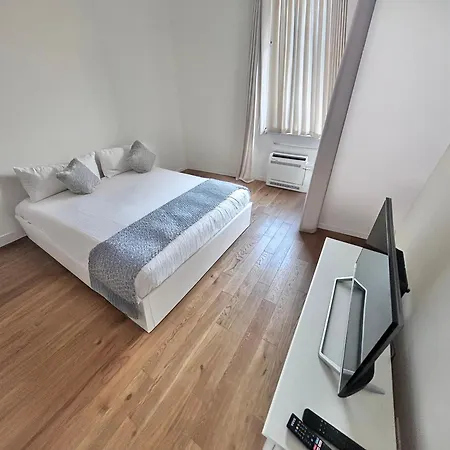 Apartment Realty Company Trevi
