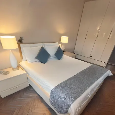 Realty Company Trevi Apartment