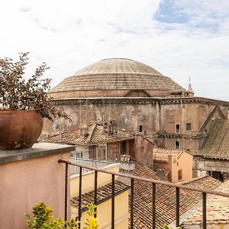 Apartment Pantheon With Terrace *
