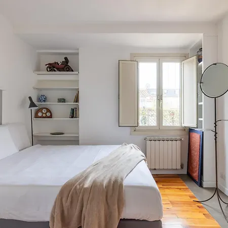 Apartment Pantheon With Terrace