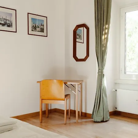 Happy Apartment