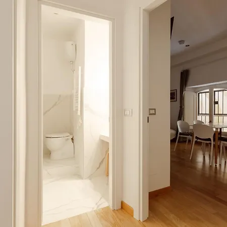 Happy Apartment