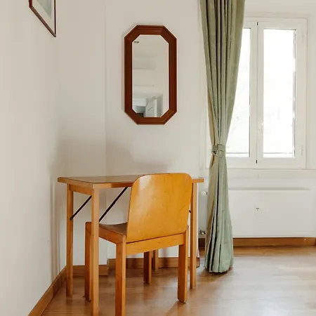 Happy Apartment