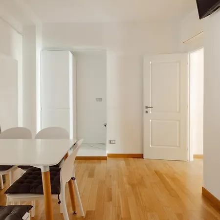 Apartment Happy