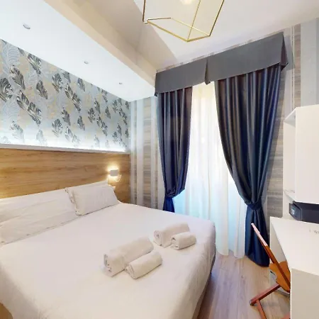 Rome's Gloria 2* Rome