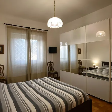 Apartment Vatican Firefly House Rome