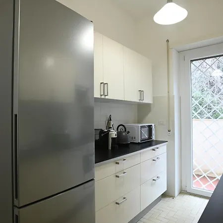 Apartment Vatican Firefly House