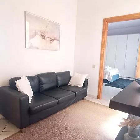 Lovely 5 Min Walk To Saint Peter Basilica Apartment *