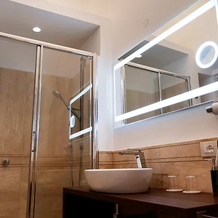 Heysuite Classic - Luxury House - Navona Guest house