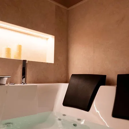 Heysuite Classic - Luxury House - Navona Guest house