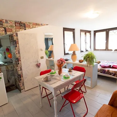 La Casina On The Roof - Rome