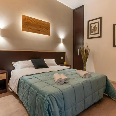 Bed & Breakfast Flowerome 2*