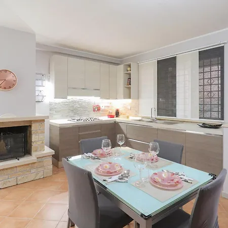 Elegante - 10min Di Bracciano Apartment Rome