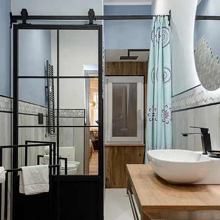 Pensión Helle Hus - 200m From Piazza Bologna Metro And 10 Minutes From The Colosseum *
