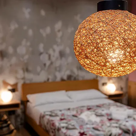 Pensión Helle Hus - 200m From Piazza Bologna Metro And 10 Minutes From The Colosseum Roma