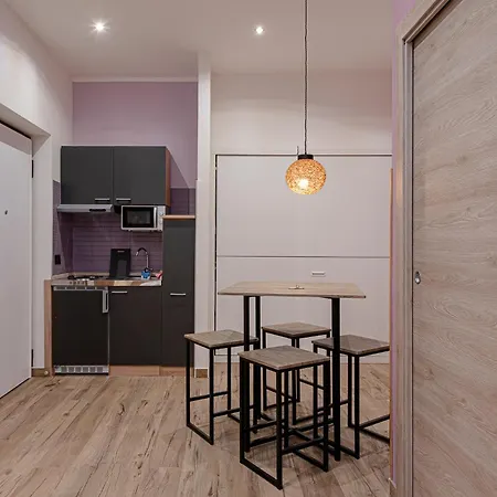 Pensión Helle Hus - 200m From Piazza Bologna Metro And 10 Minutes From The Colosseum *