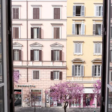 Vt Cola Di Rienzo Elegant Apartment Rome