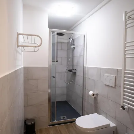 Apartment Vt Cola Di Rienzo Elegant *