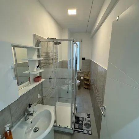 Apartment Modern 2 Near Colosseo