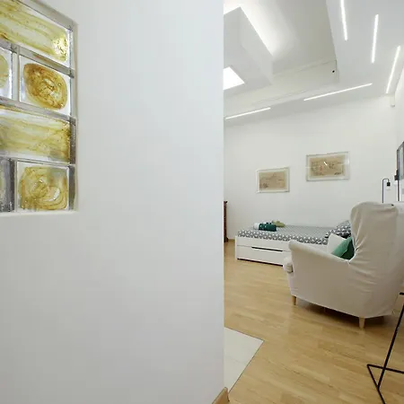 Апартаменты Delizioso Loft All'esquilino Рим