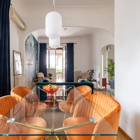 Elegant Penthouse With Terrace Apartment