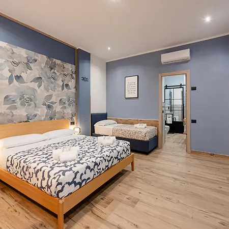 Helle Hus - 200m From Piazza Bologna Metro And 10 Minutes From The Colosseum Pensión *