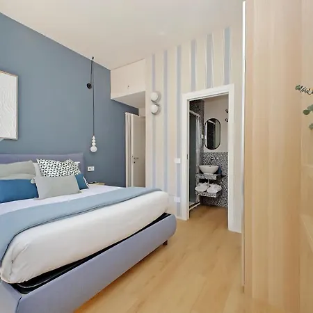 Ych-eleganza E Confort Vicino Metro Re Di Apartment Rome