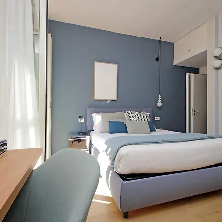 Apartment Ych-eleganza E Confort Vicino Metro Re Di *