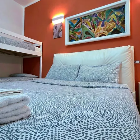 Appia Avenue 639 Guest house 2*