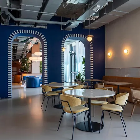 The Social Hub Extended