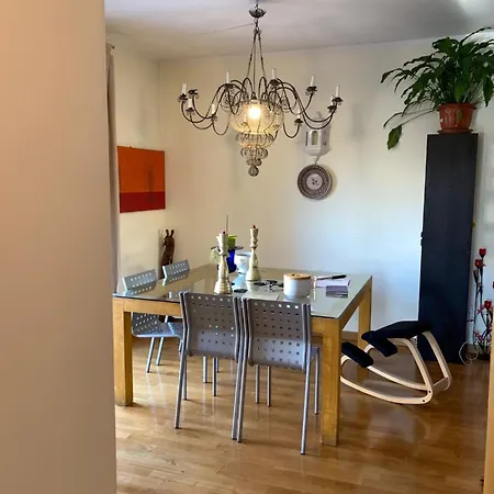 Tranquilla Stanza Zen Con Terrazza A Trastevere! Quarto em Acomodações Particulares