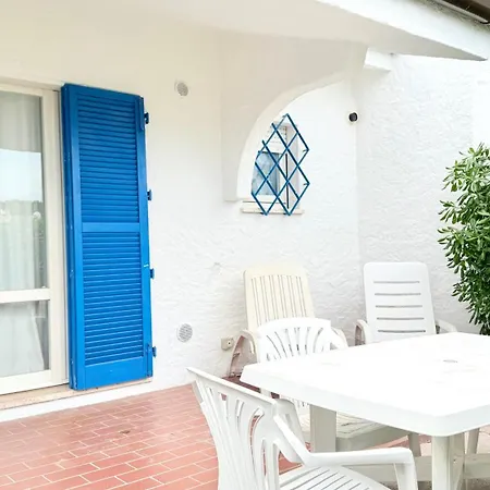 Apartment N300 - Numana, Bilocale Con Patio Attrezzato *