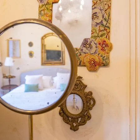 Via Del Corso Charm & View In The Heart Of