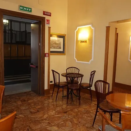 Miami Hotel 3*