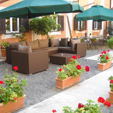 Relais Antico Palazzo Rospigliosi Hotel 4*