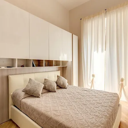Casa Claudia Giulio Cesare Guest house
