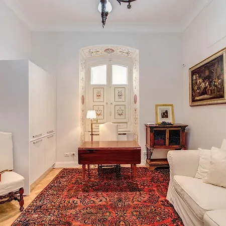 Guest house Casa Claudia Giulio Cesare 3*