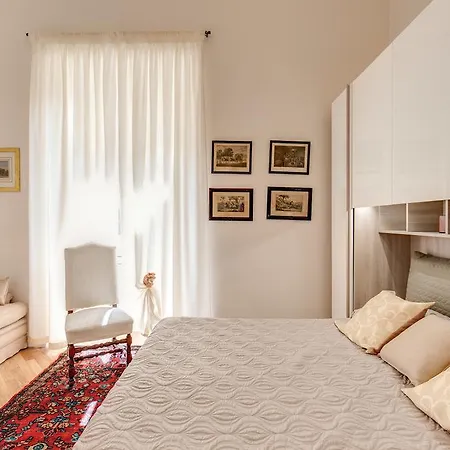 Guest house Casa Claudia Giulio Cesare 3*