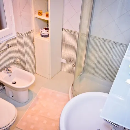 Apartment La Casetta Di Zio Mario Rom