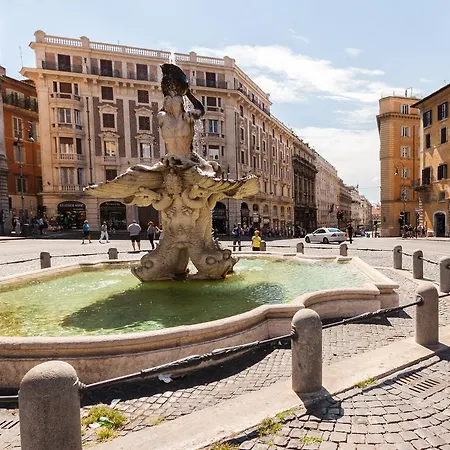 La Piccola Maison 3* Rome