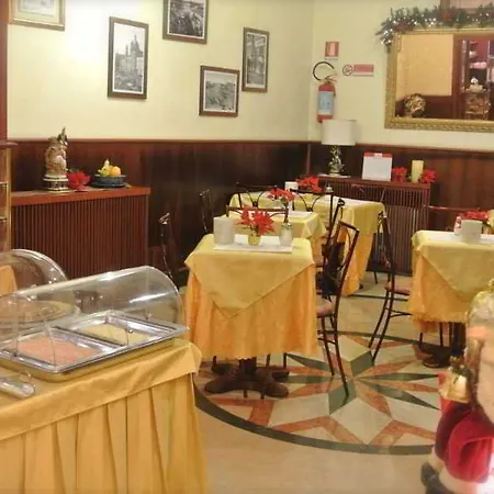 Assisi 3* רומא